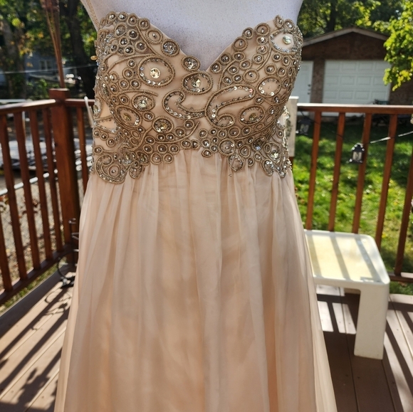 COLORS Beige Strapless Long Evening Dress size 14 - Picture 3 of 11